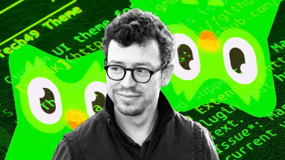 מנכ"ל Duolingo מבהיר: בינה מלאכותית לא תחליף עובדים אנושיים